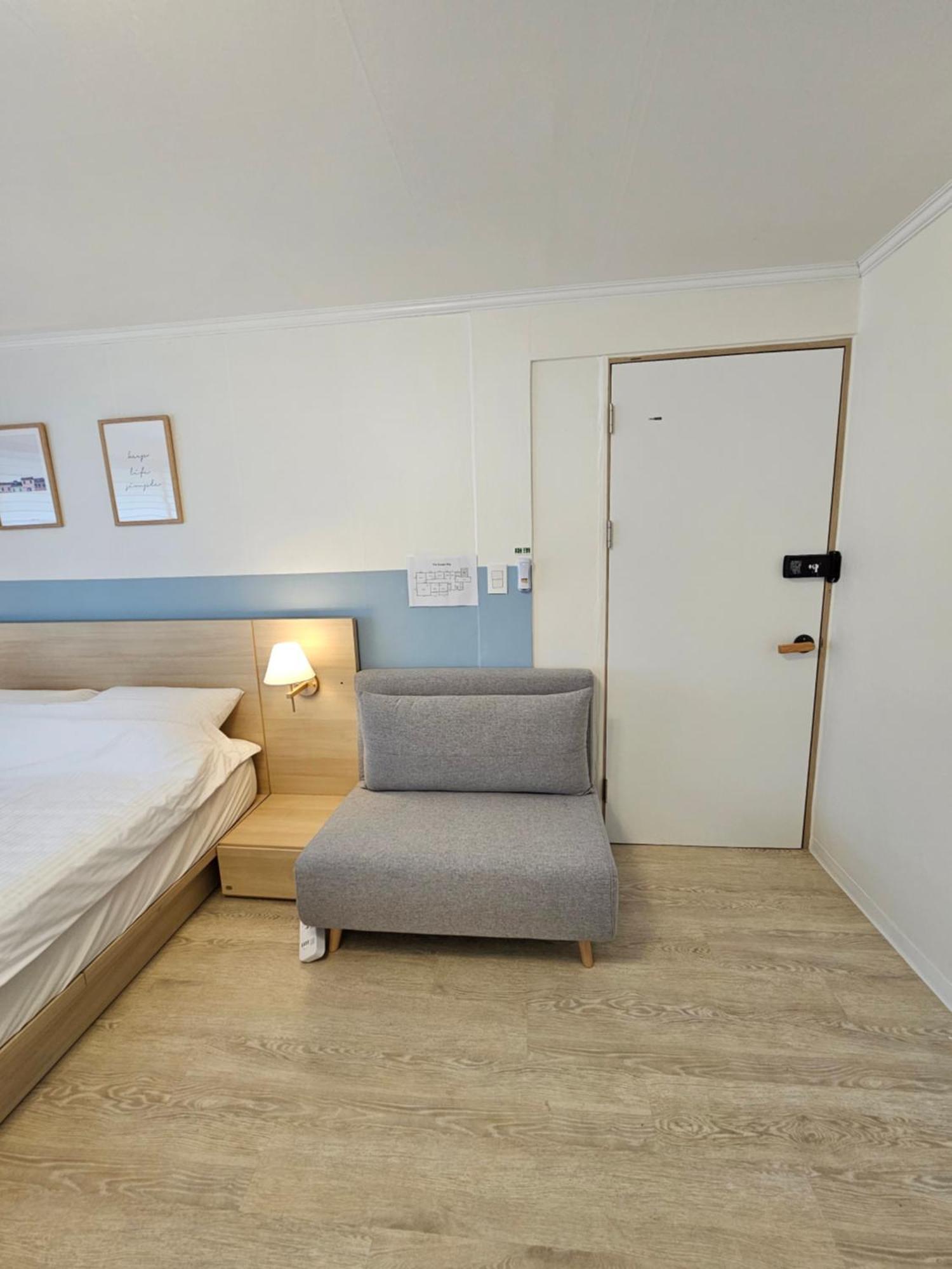 Omg House Hotel Seoul Room photo